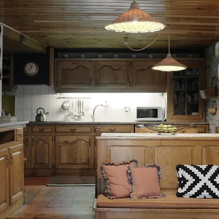 Casa Do Penedo Geres بيت للعطل *